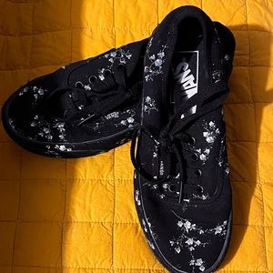 Low top floral vans